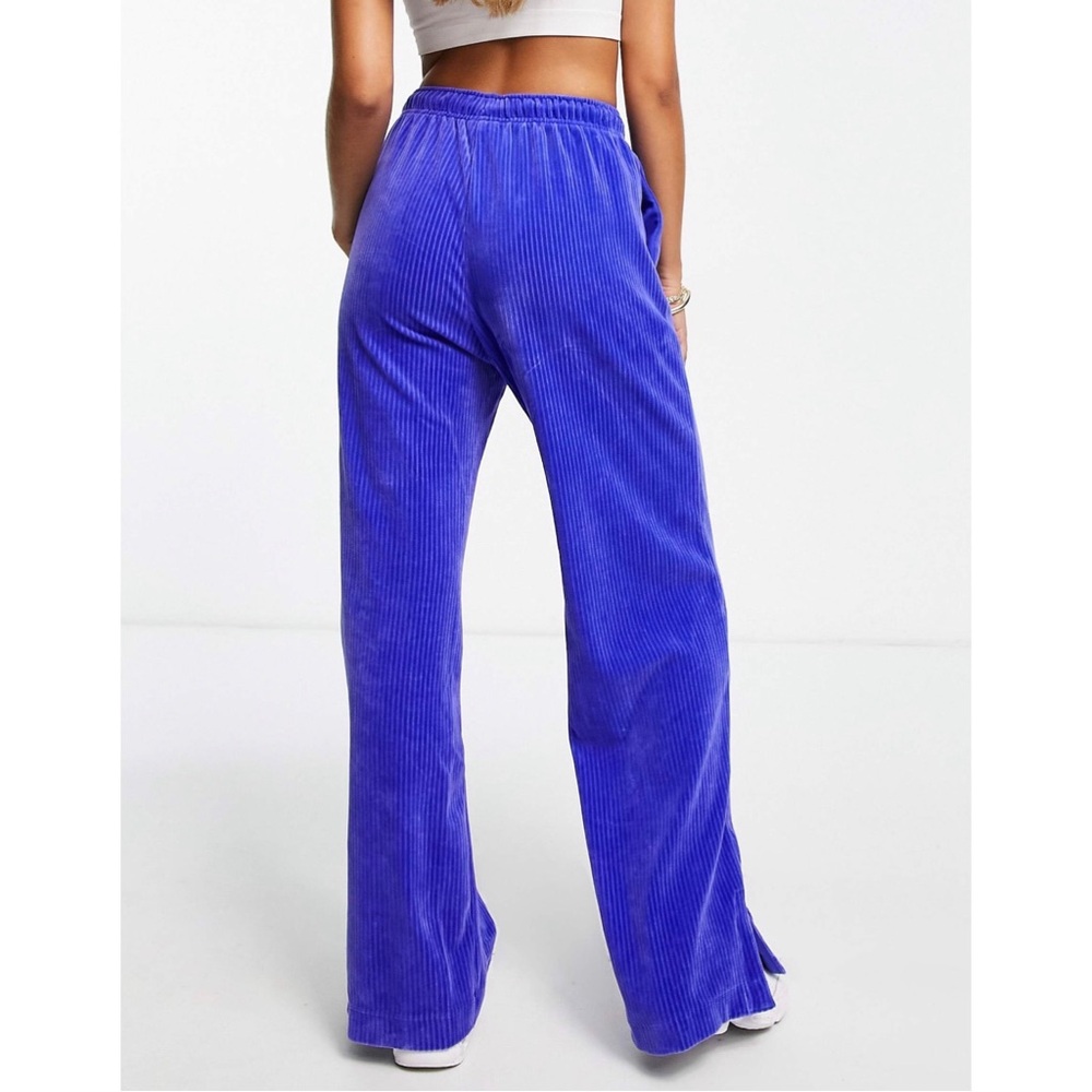 Nike Ribbed Velour High Rise Wide Leg Pants - Picture 4 of 12